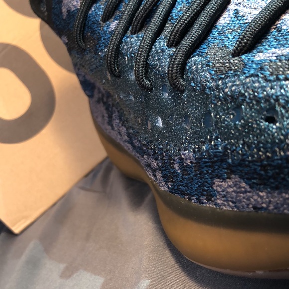 YEEZY BOOST 380’s ‘COVELL” - Picture 4 of 11